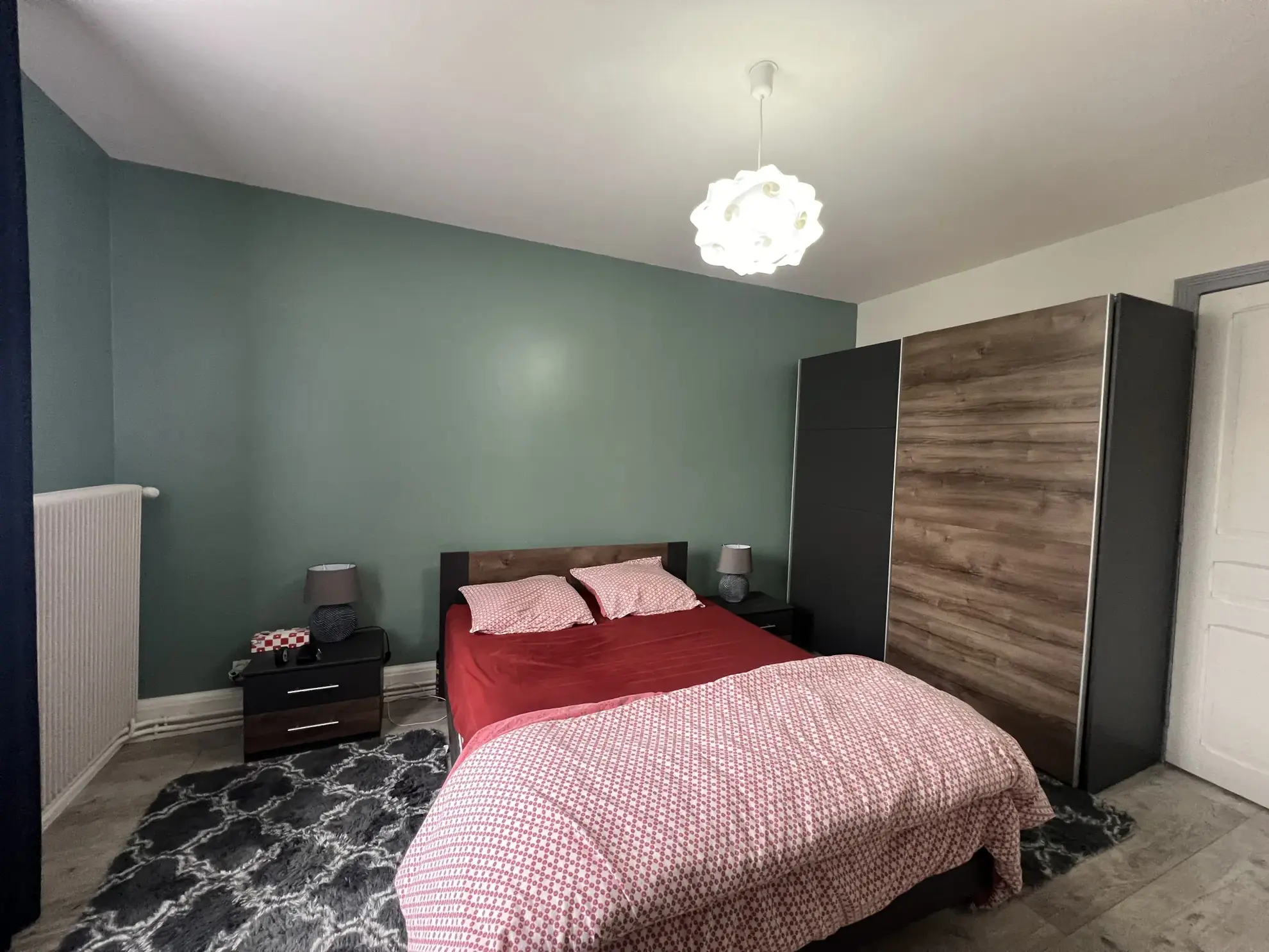 Appartement duplex avec terrasse, jardin et parking à Essey-les-Nancy 