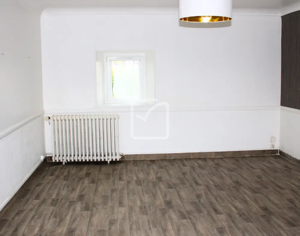 Maison 6 pièces de 123m² avec terrain de 1188m² à Le Menil Ciboult 