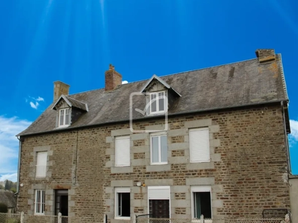 Maison 6 pièces de 123m² avec terrain de 1188m² à Le Menil Ciboult