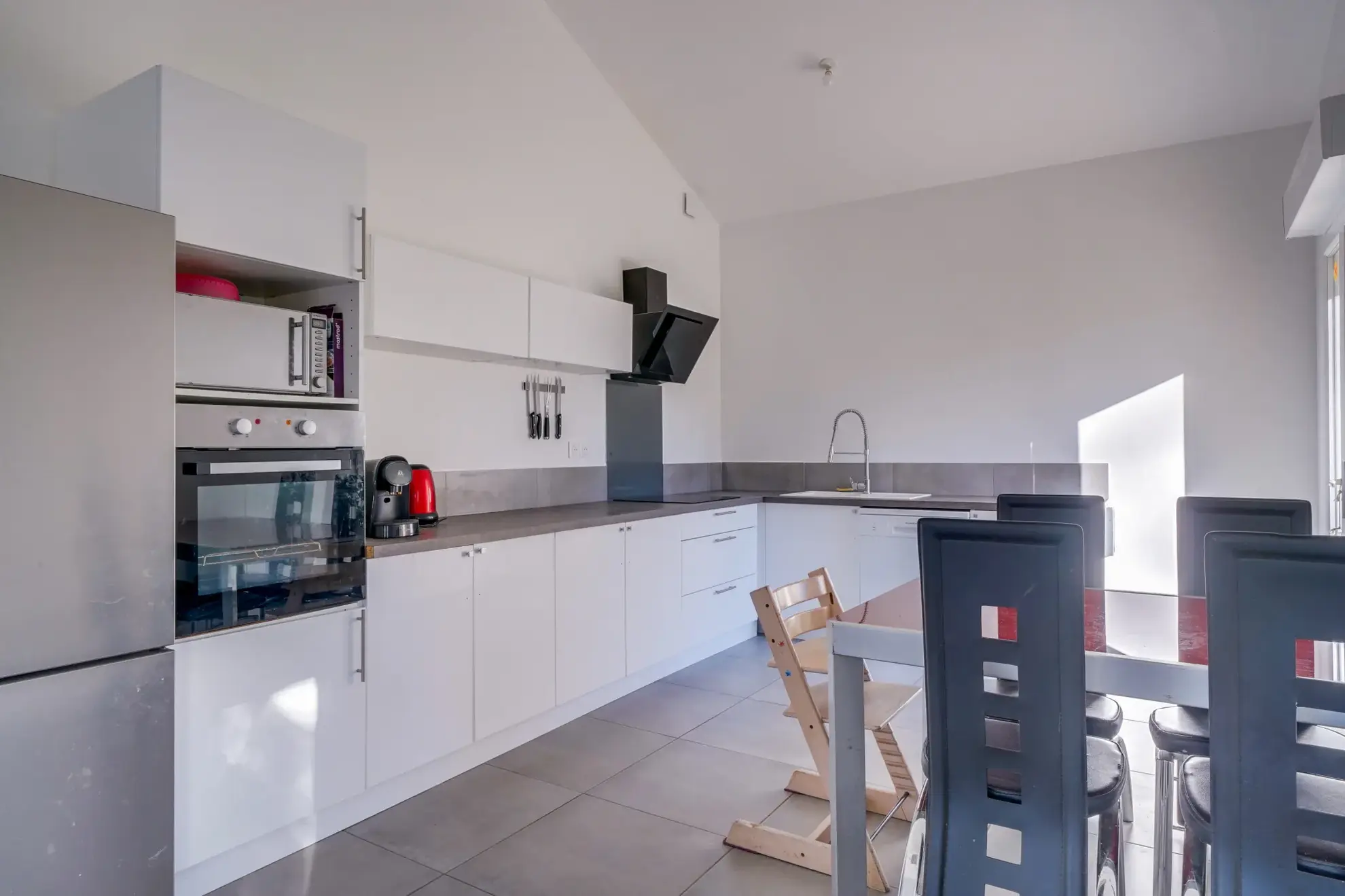 Belle maison en pierre de 133 m² avec jardin à Cubnezais, rénovation récente 