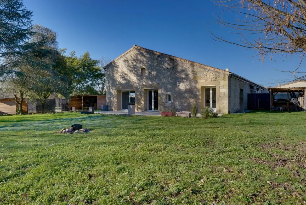Belle maison en pierre de 133 m² avec jardin à Cubnezais, rénovation récente 