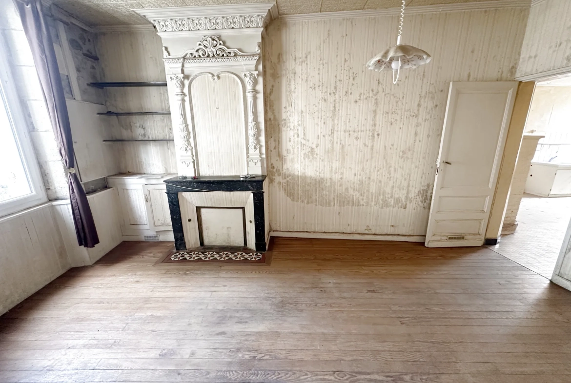 Maison en pierre avec grand garage à Sainte-Bazeille 47180 - Opportunité rare 