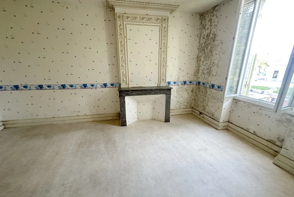 Maison en pierre avec grand garage à Sainte-Bazeille 47180 - Opportunité rare 