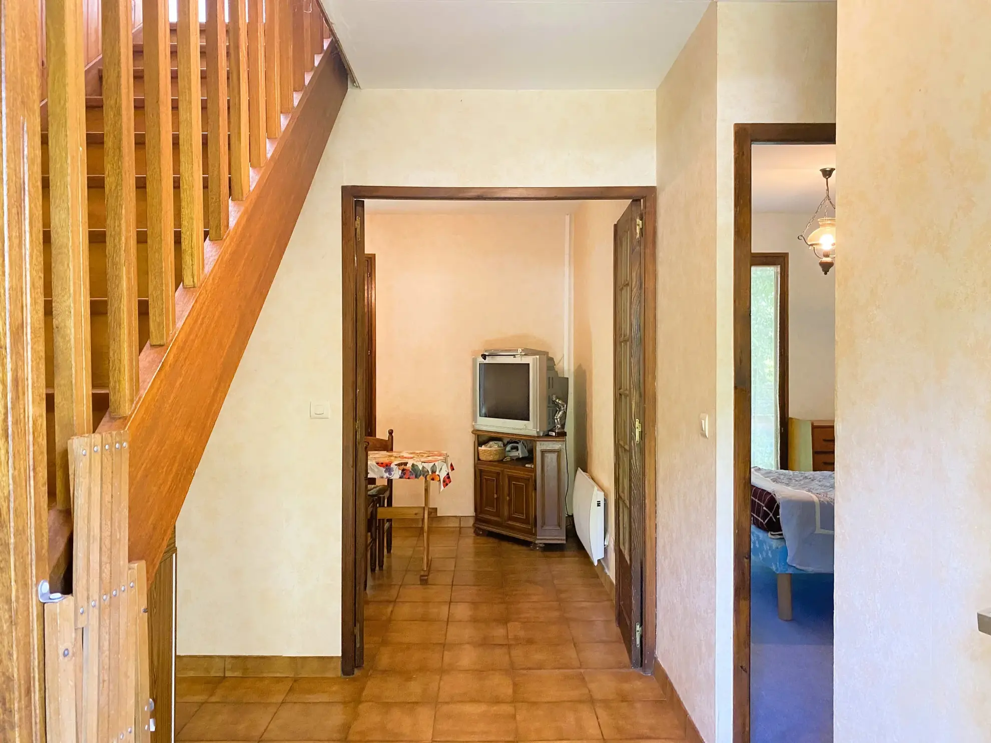 Maison à vendre dans domaine privé à Bazoches-sur-le-Betz (45) - 2 chambres, jardin, équipements sportifs 
