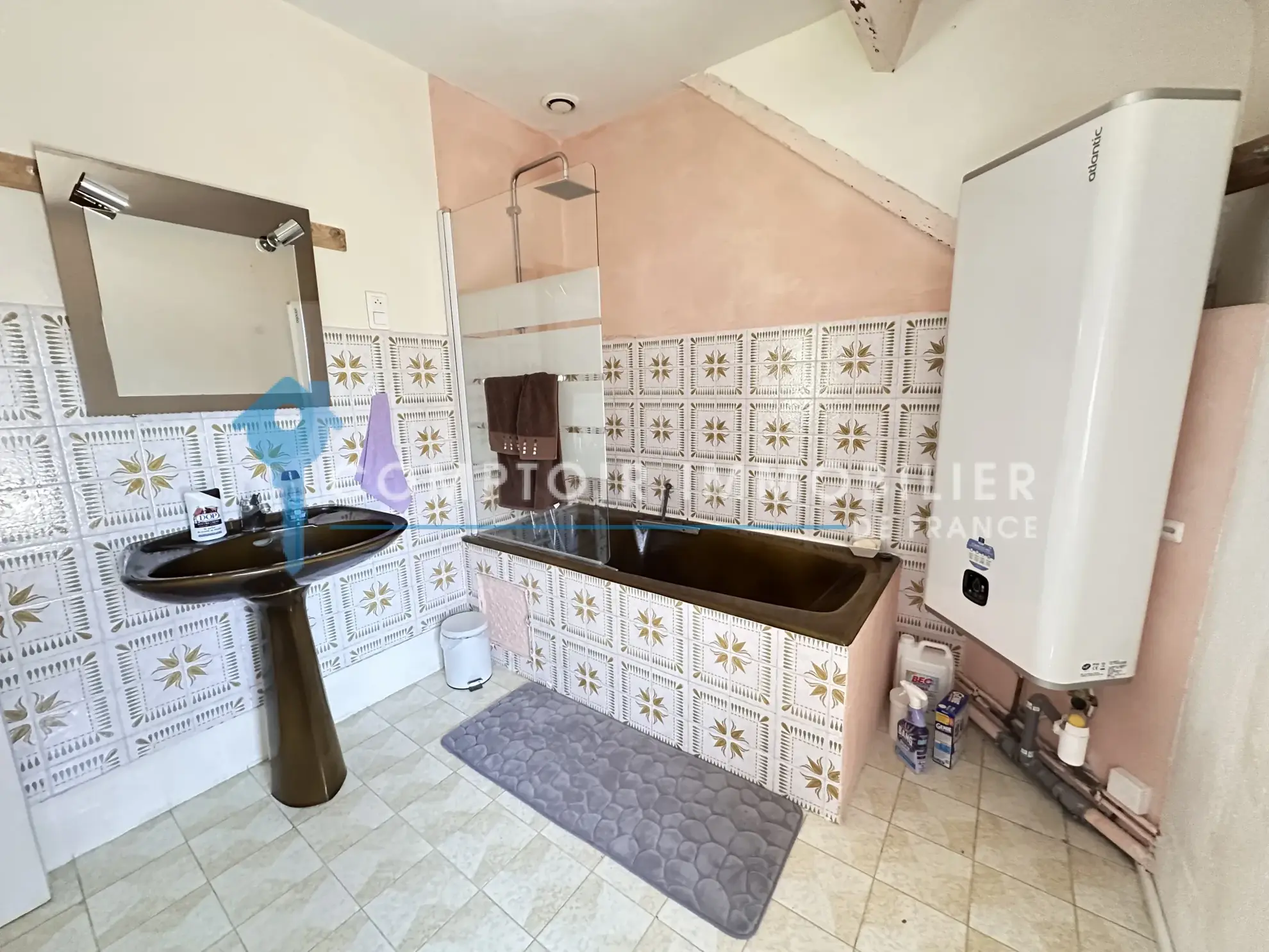 Maison familiale T4 de 105 m² avec jardin et piscine à Auneau (28700) 
