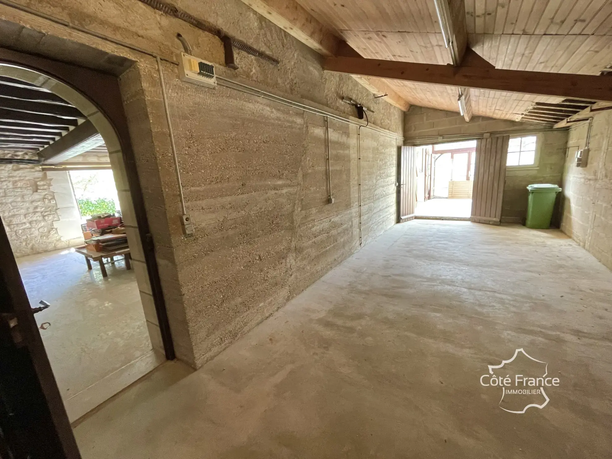 Maison de charme à Merry-Sec avec jardin et potentiel d'aménagement 