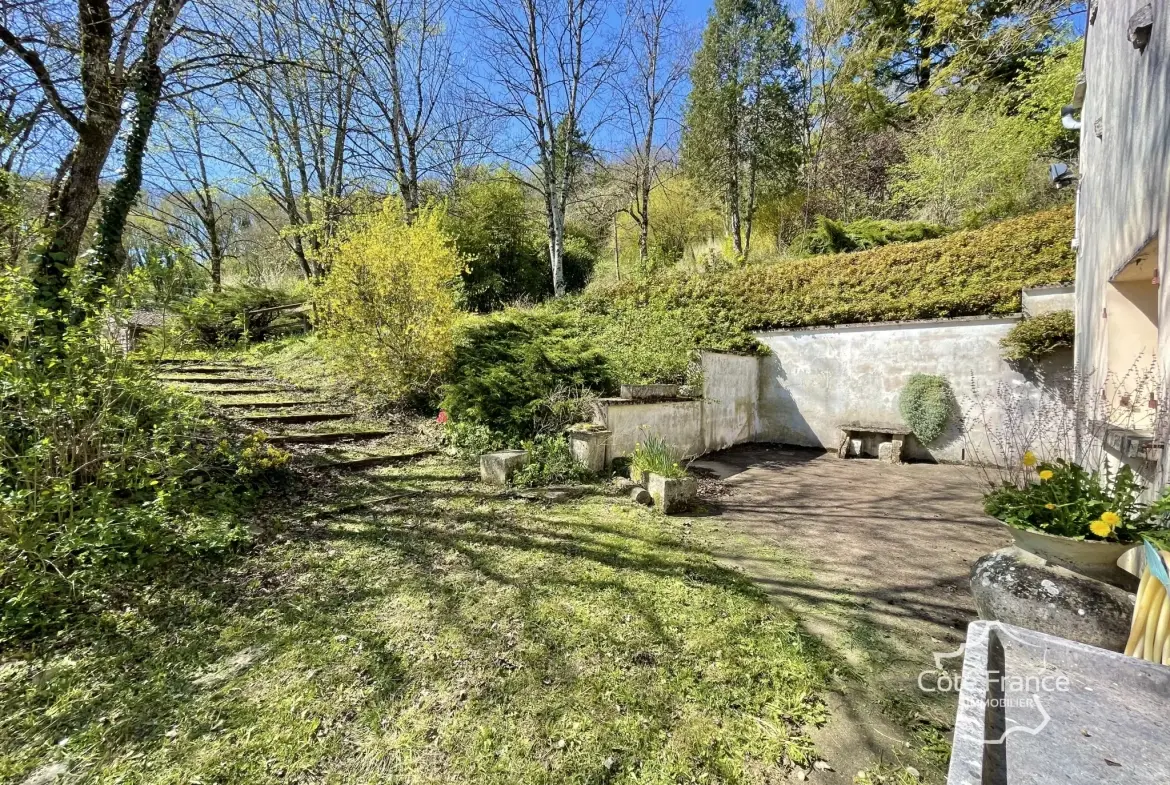 Maison de charme à Merry-Sec avec jardin et potentiel d'aménagement 