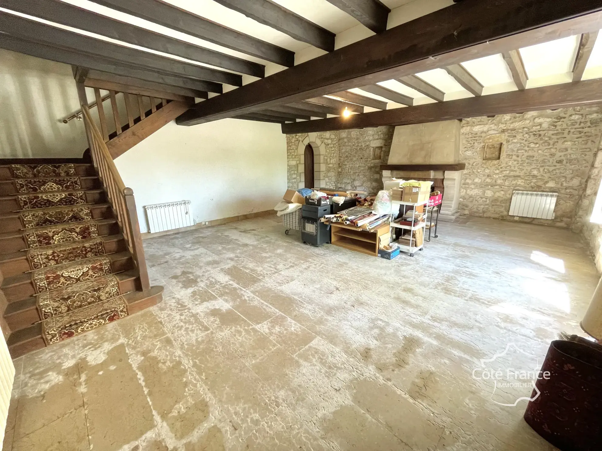 Maison de charme à Merry-Sec avec jardin et potentiel d'aménagement 