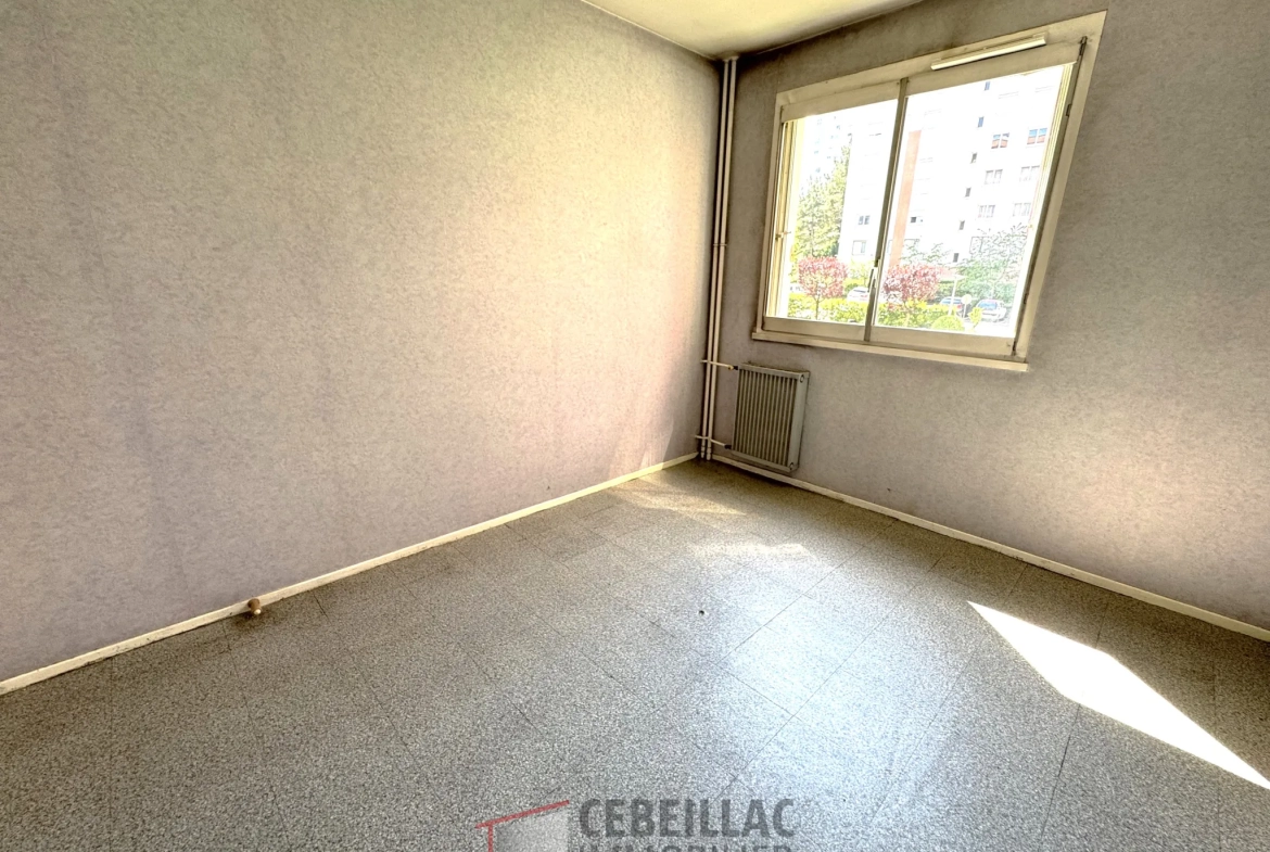 Appartement T3 avec balcon à Clermont-Ferrand – Près du tramway 