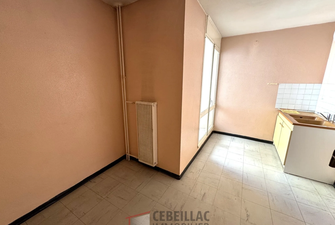 Appartement T3 avec balcon à Clermont-Ferrand – Près du tramway 