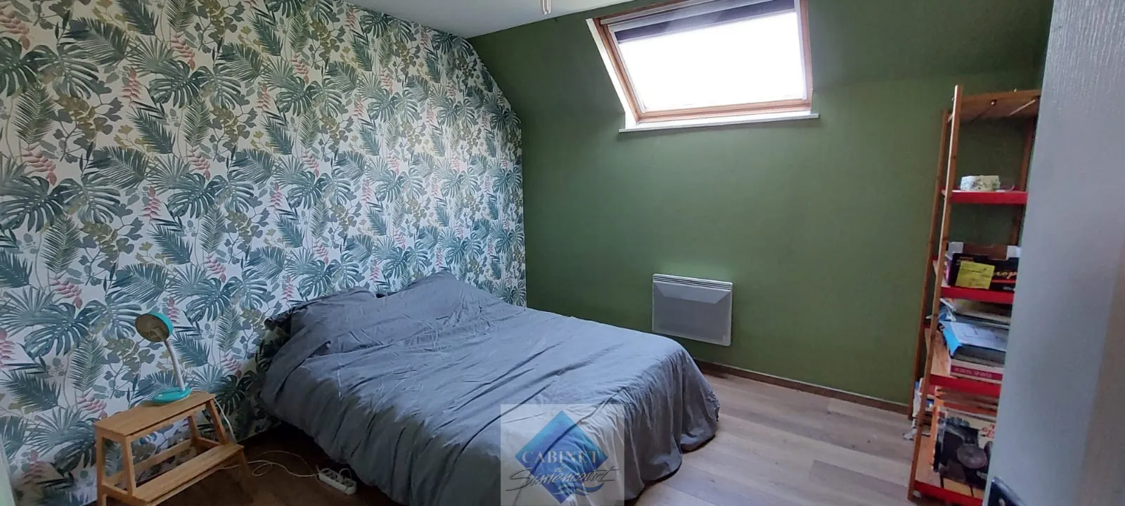 Maison spacieuse avec 3 chambres et 2 garages en centre-ville d'Abbeville 