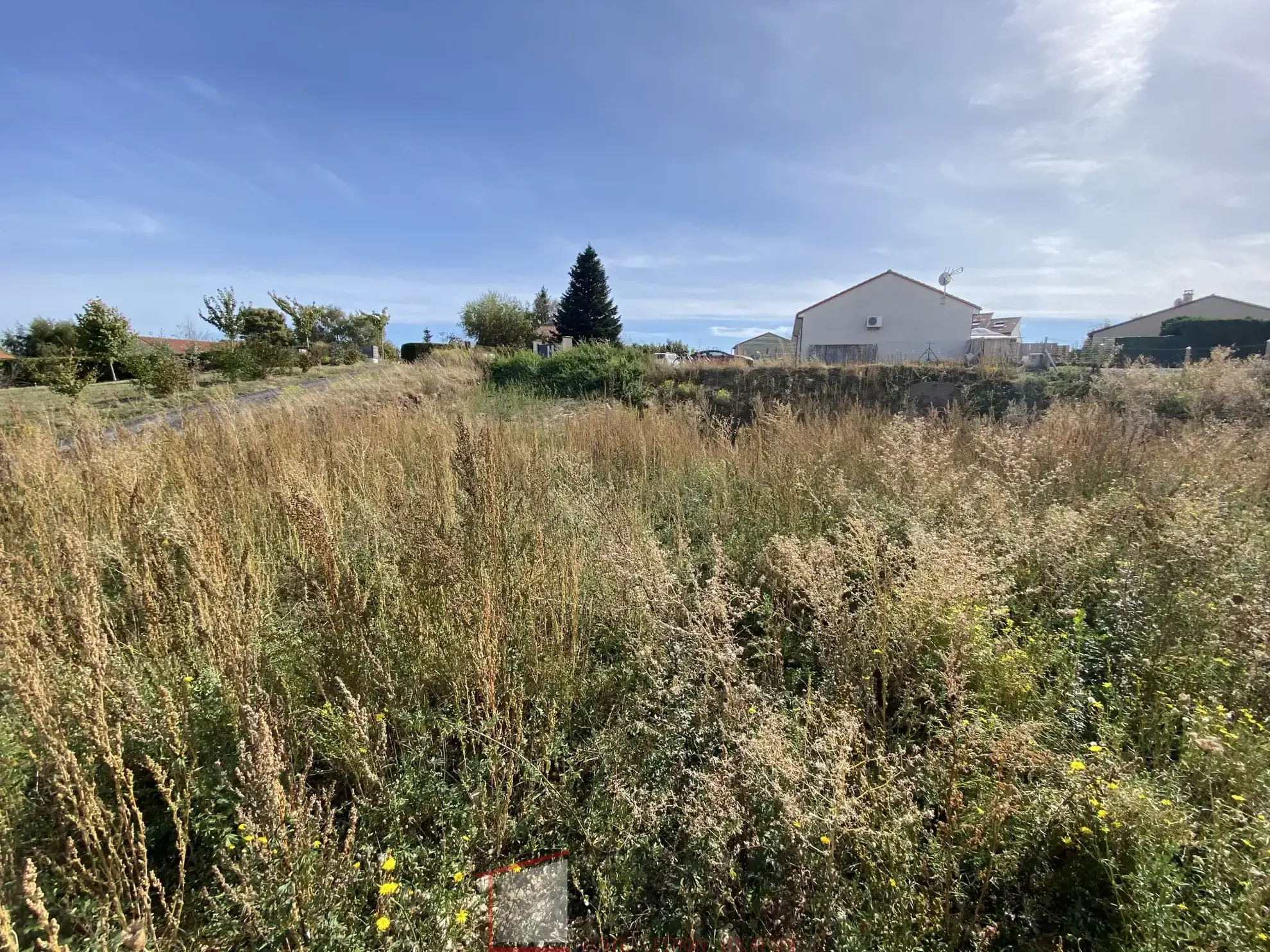 Terrain constructible de 888 m² à Manson - Viabilisé et vue dégagée 