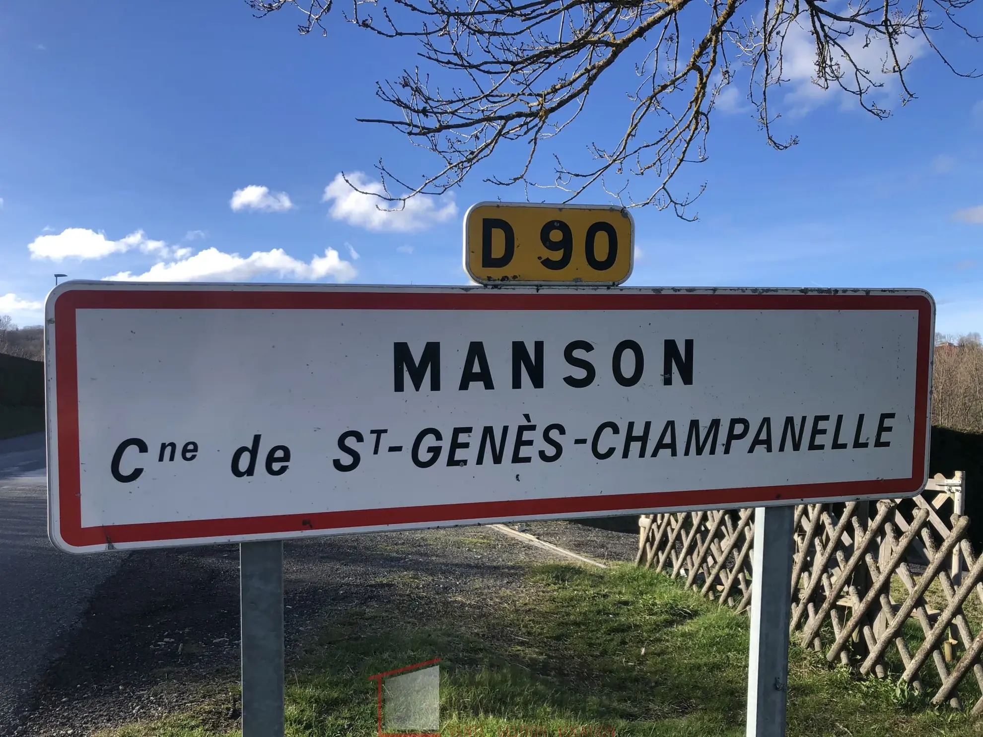 Terrain constructible de 888 m² à Manson - Viabilisé et vue dégagée 