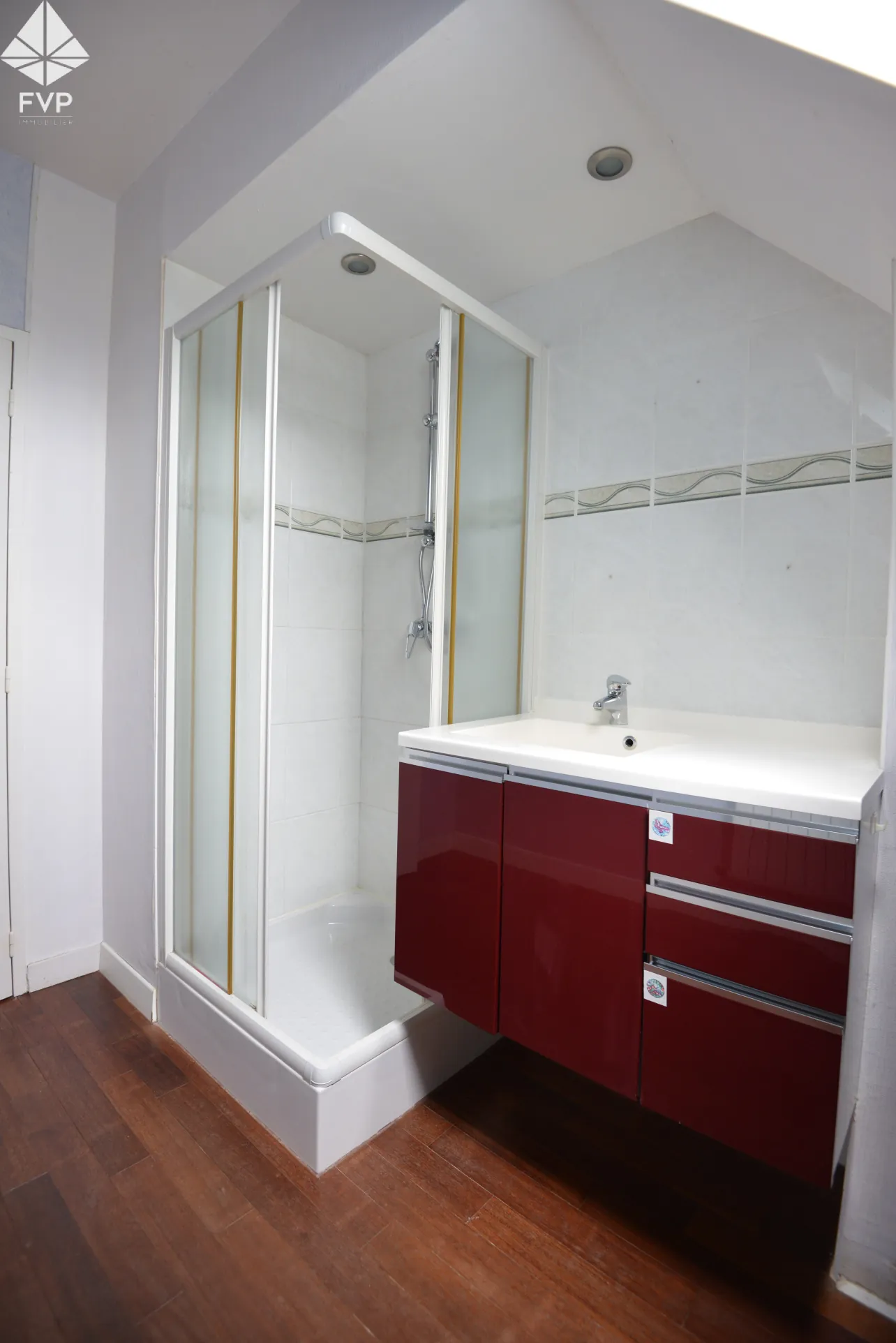 Pavillon de 145m² avec 4 chambres à Caudebec-en-Caux 