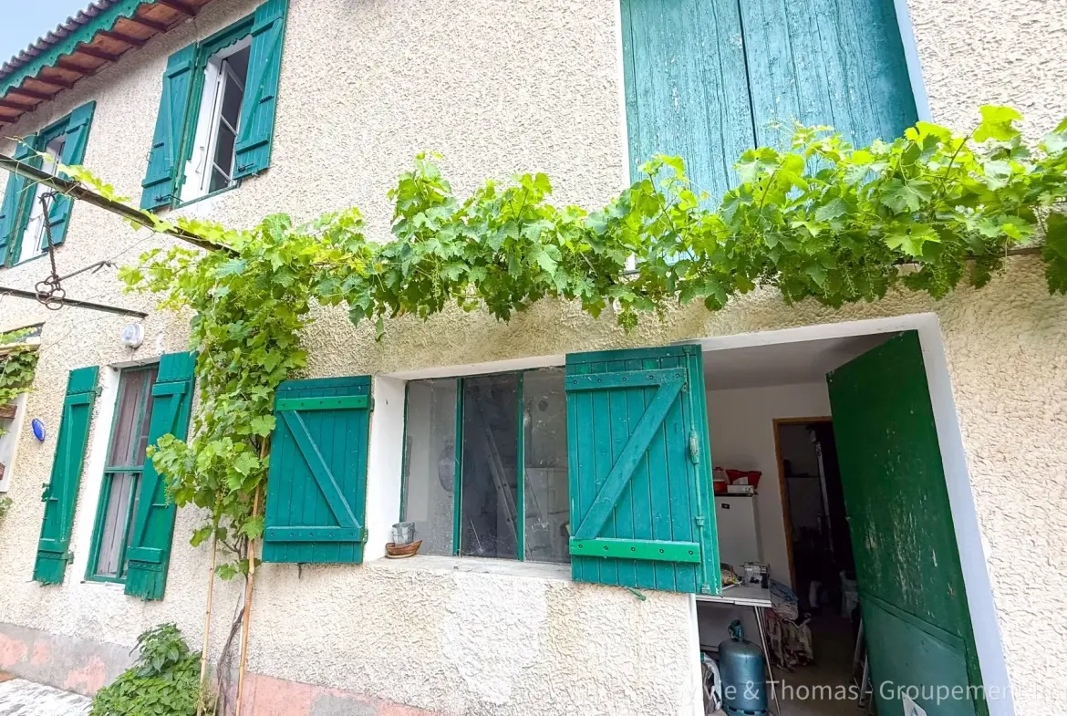Belle maison à vendre à Orange avec grand terrain et potentiel d’extension 