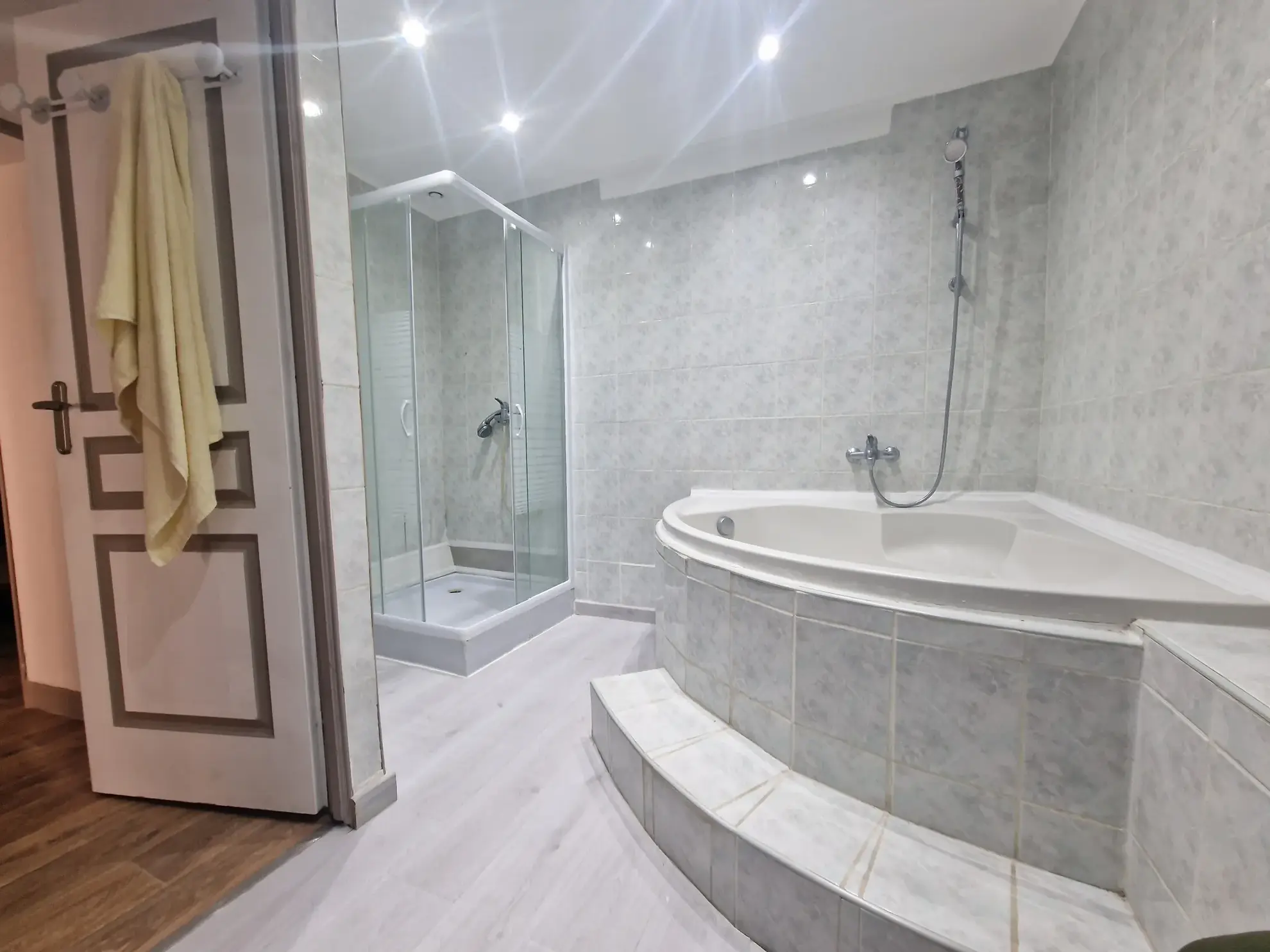 Maison de village en vente à Les Ganges Gontardes de 161m² avec grand terrain et potentiel d’extension 