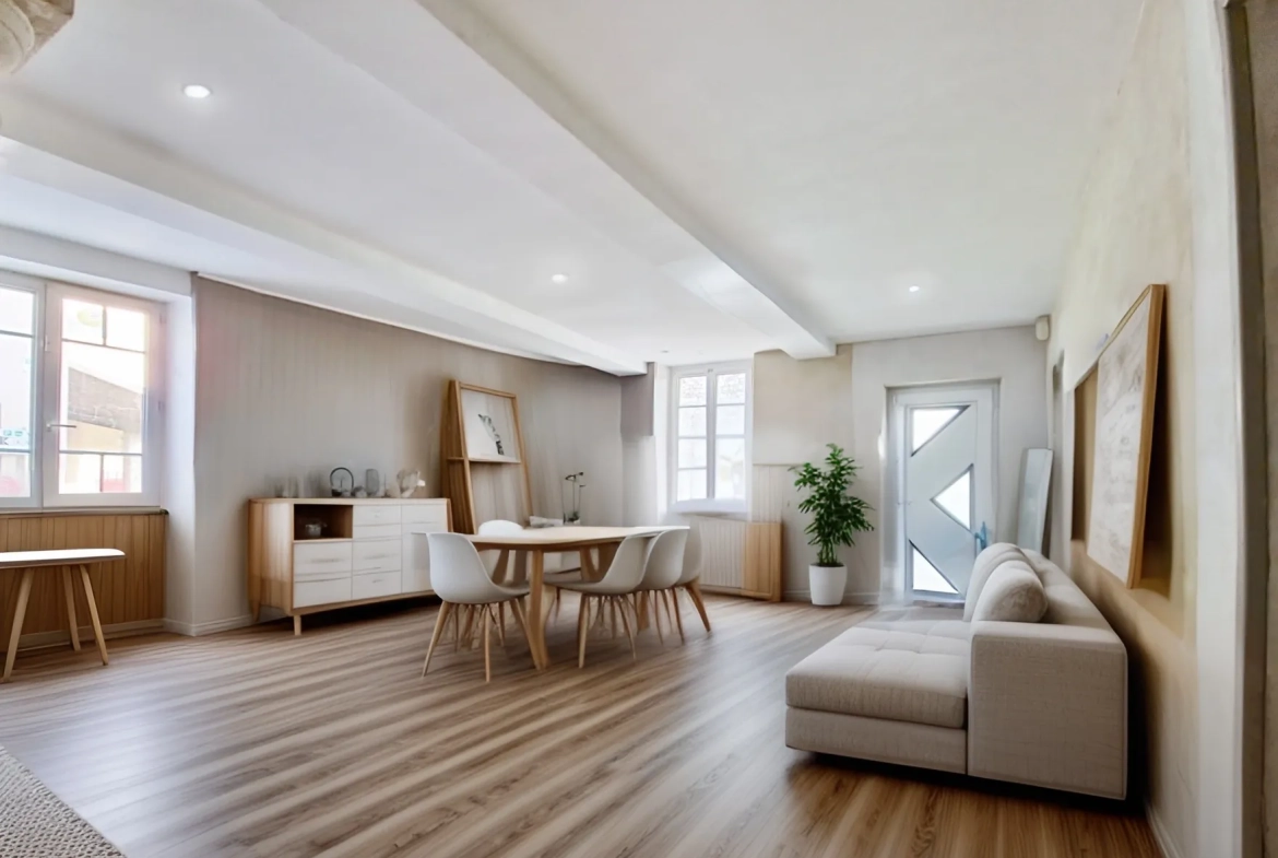 Maison de village en vente à Les Ganges Gontardes de 161m² avec grand terrain et potentiel d’extension 