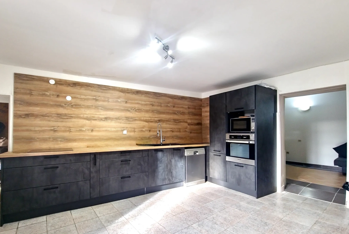 Maison de village en vente à Les Ganges Gontardes de 161m² avec grand terrain et potentiel d’extension 