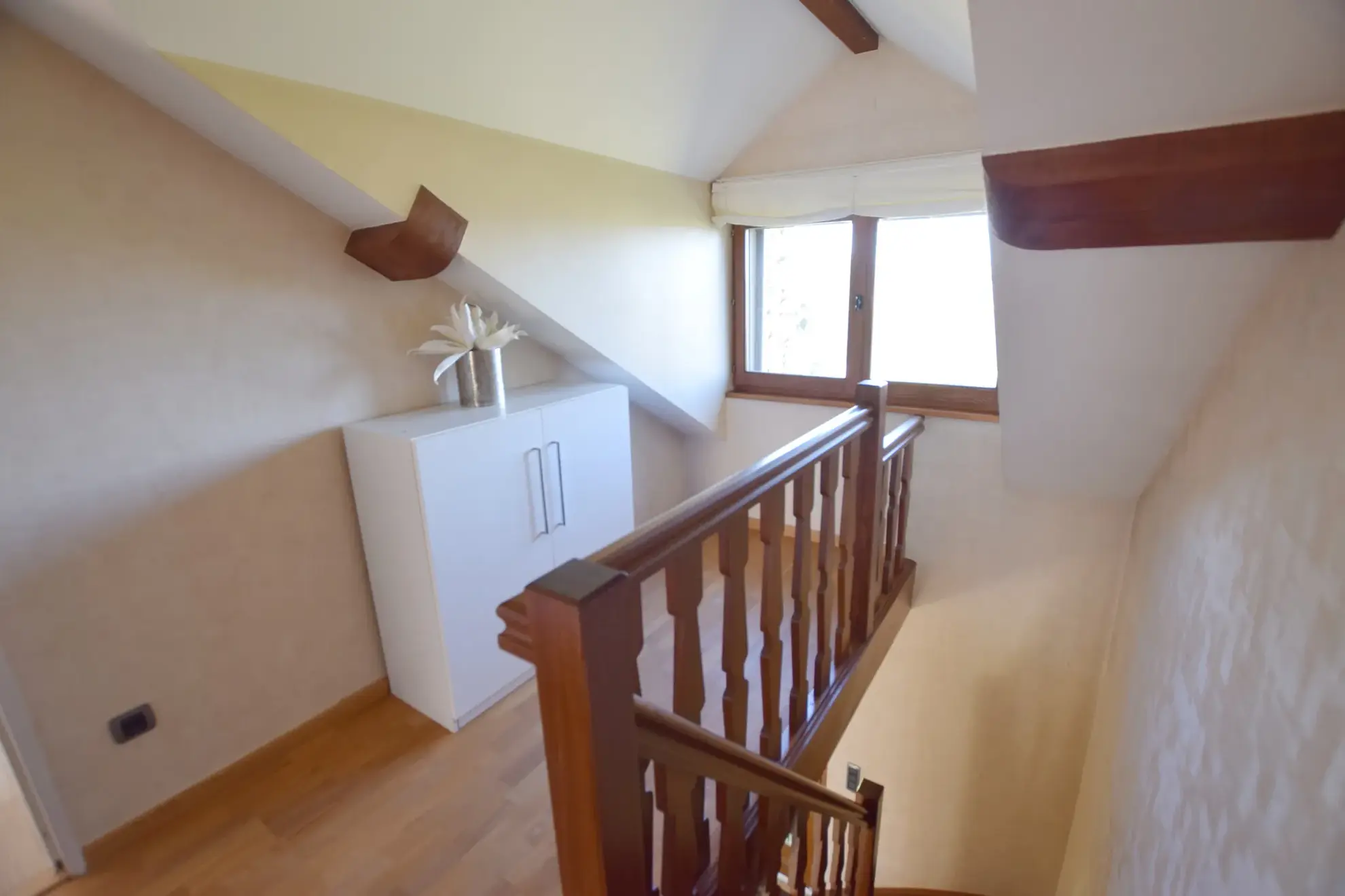 Belle villa contemporaine avec jardin et vue à Montbéliard 