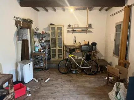 Achat en enchères d'une maison de 49 m² à Sorgues avec terrain et terrasse 