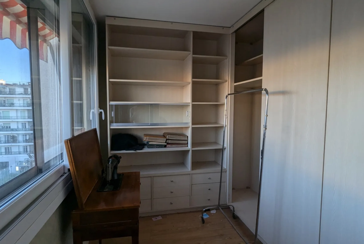 Bel appartement 2/3 pièces à Nice Étoile, vue dégagée et sécurité maximale jusqu'en 2074 