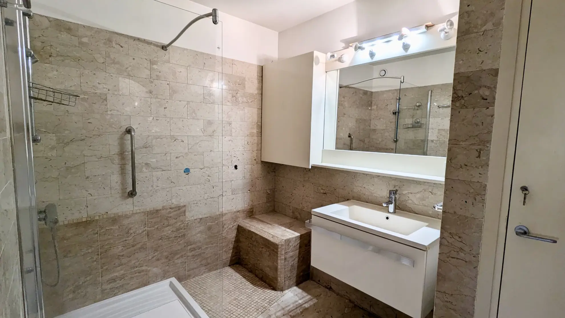 Bel appartement 2/3 pièces à Nice Étoile, vue dégagée et sécurité maximale jusqu'en 2074 