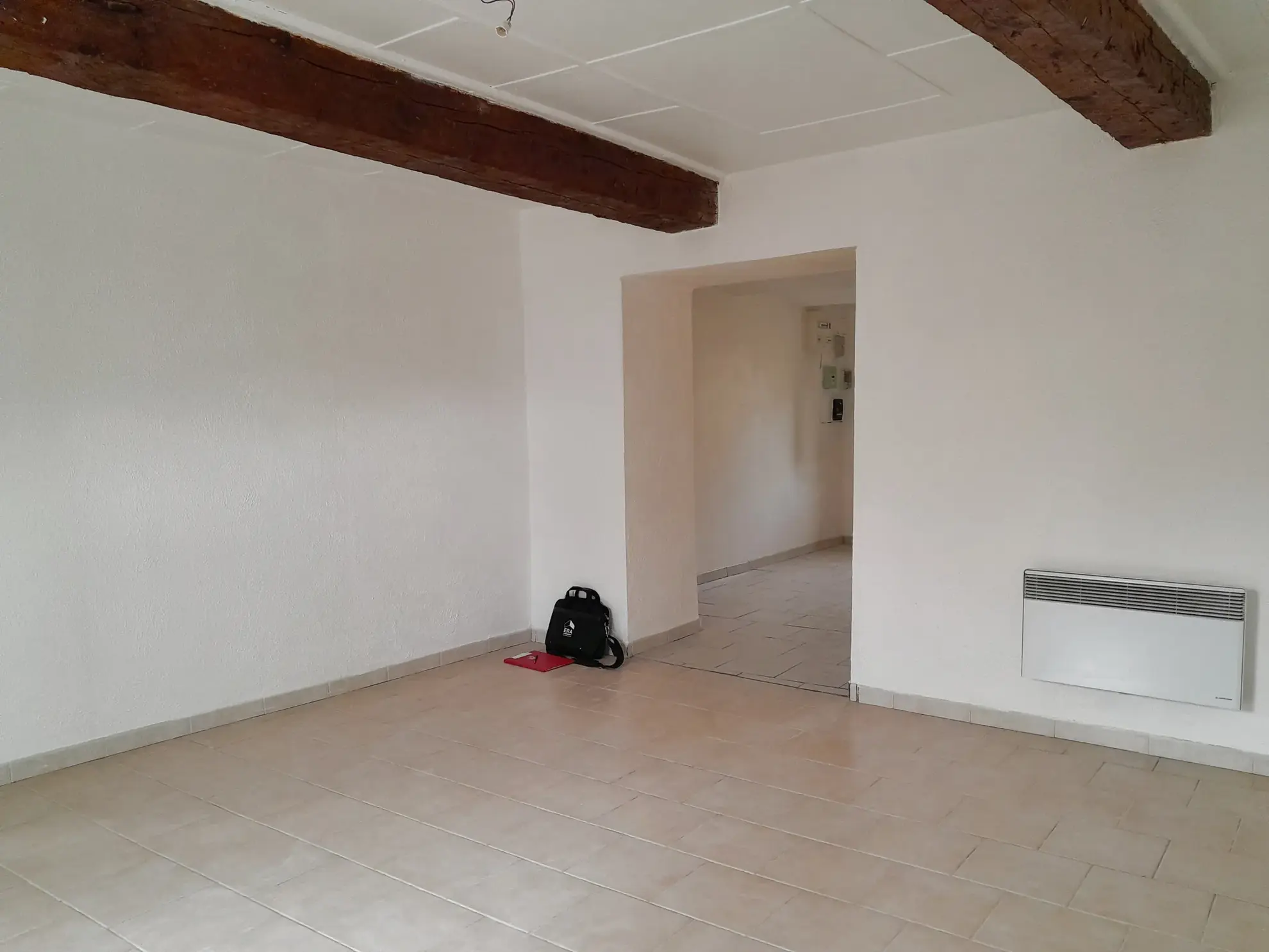 Maison 84 m² rénovée avec terrasse à Caumont-sur-Durance 