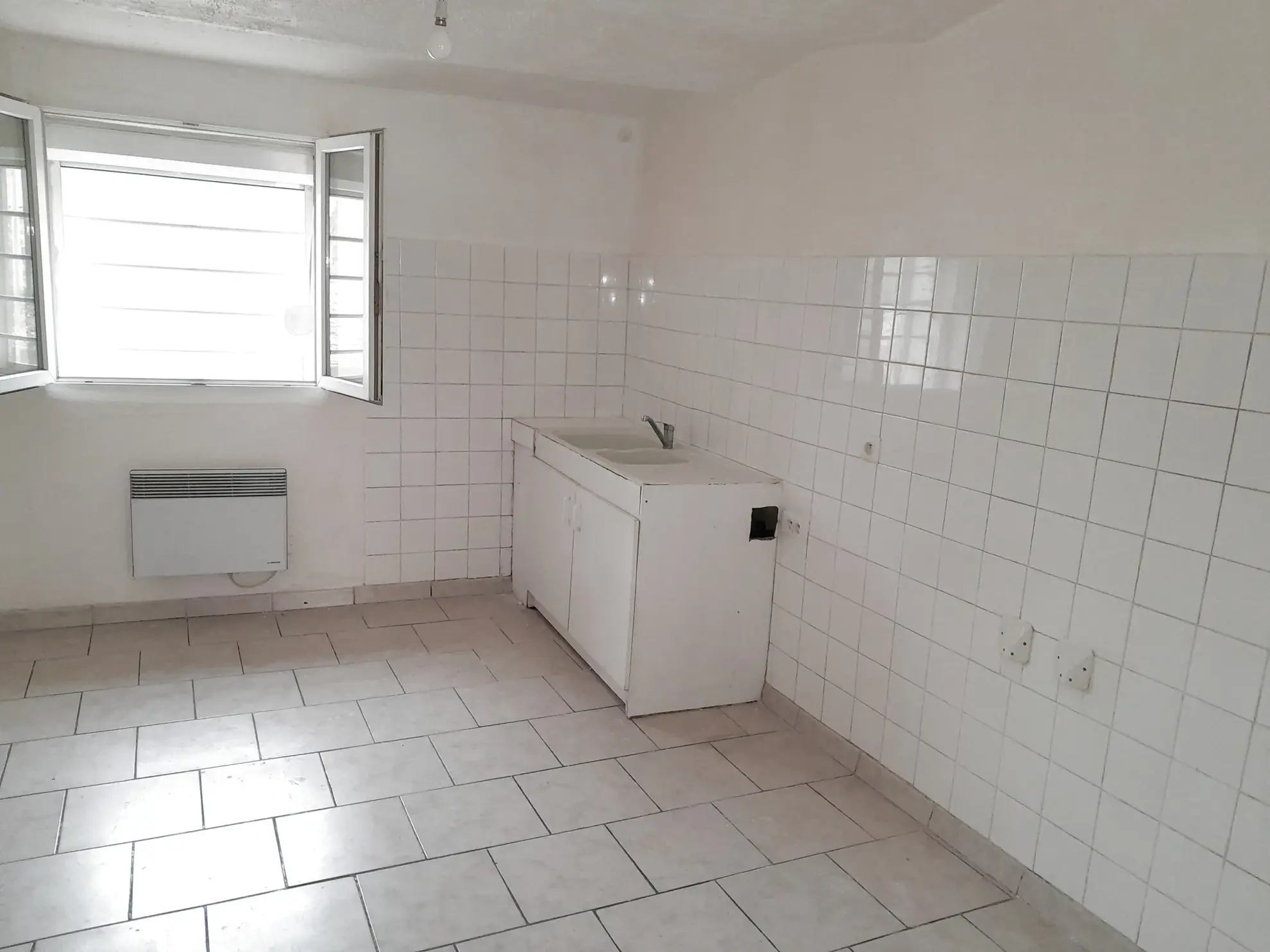 Maison 84 m² rénovée avec terrasse à Caumont-sur-Durance 