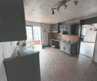 Villa T5 de 145m² avec jardin et garage au Pondy - Vente aux enchères à partir de 75 000 € 