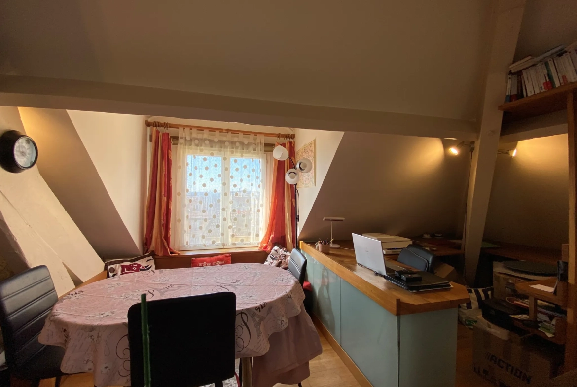 Appartement T2 à Palaiseau avec gare et commerces à proximité 