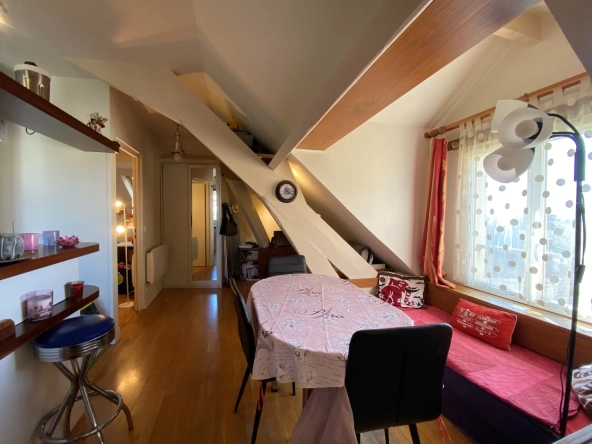 Appartement T2 à Palaiseau avec gare et commerces à proximité