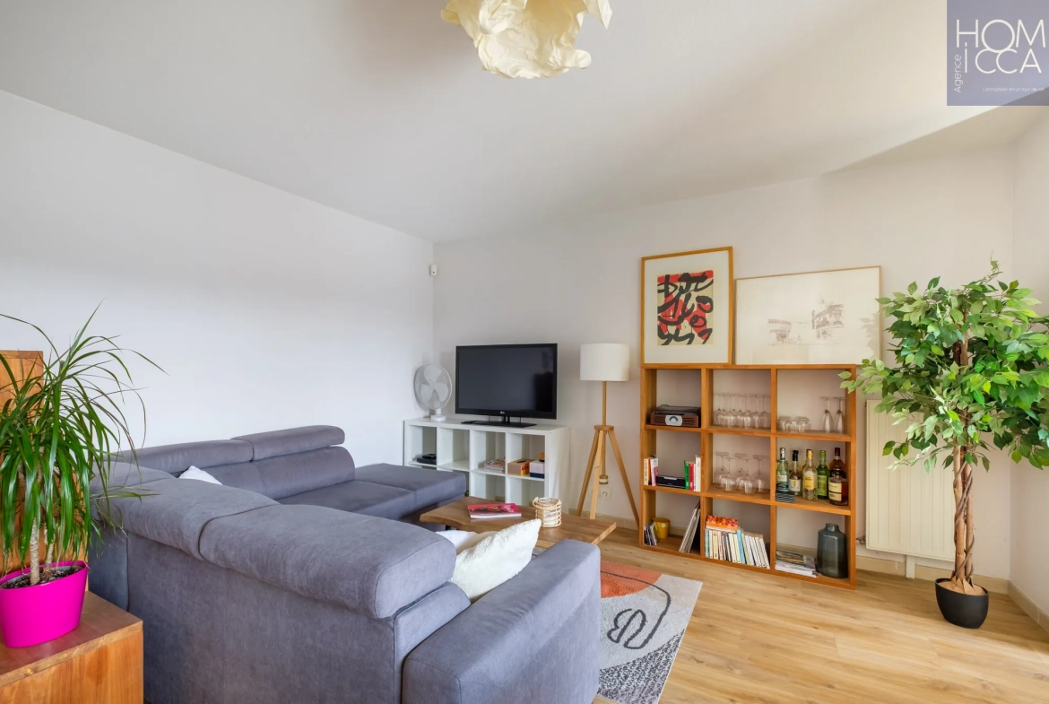Appartement T3 récent de 60,63 m² avec balcon et parking à Lyon 9e 