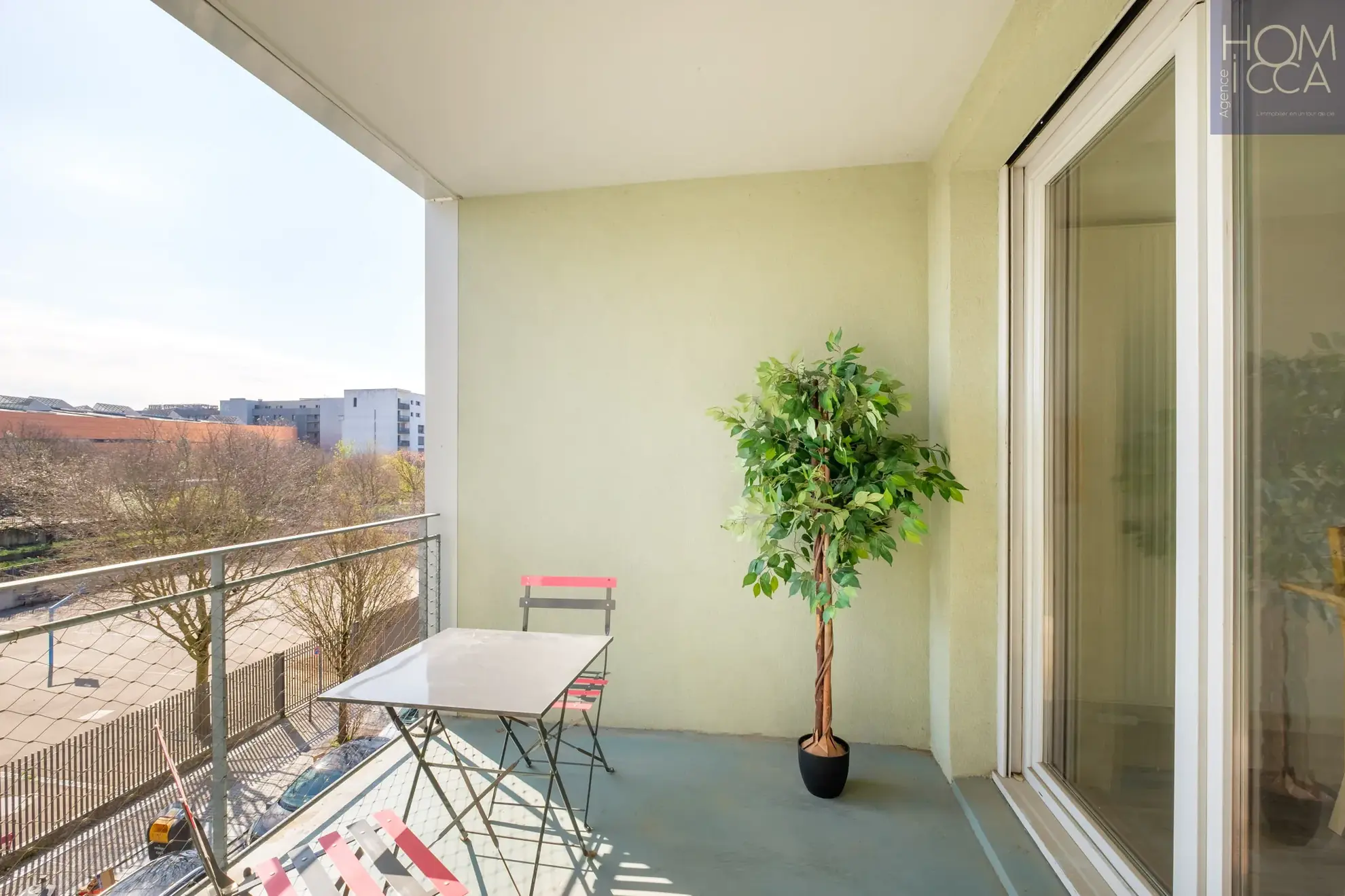 Appartement T3 récent de 60,63 m² avec balcon et parking à Lyon 9e 