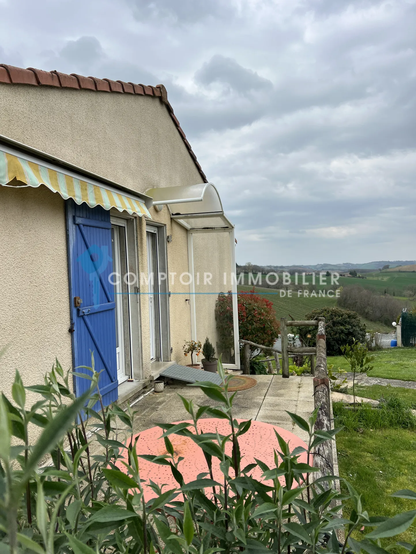 Ensemble immobilier à vendre à Saint-Paul-Cap-de-Joux - Opportunité d'investissement 