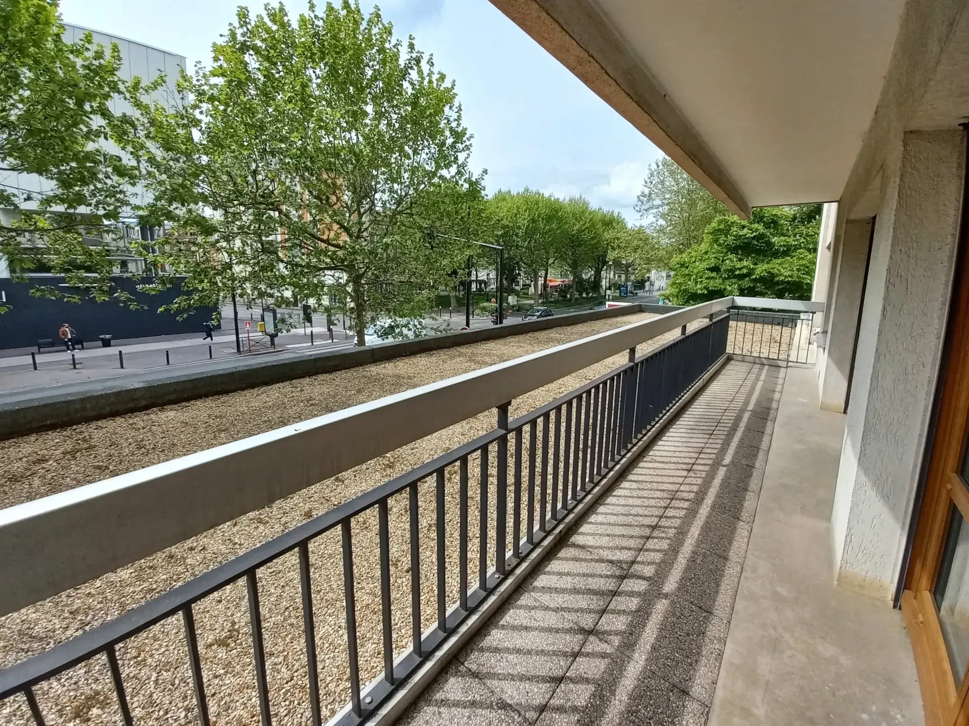 Appartement 2 pièces à vendre à Joinville-le-Pont dans résidence de standing 