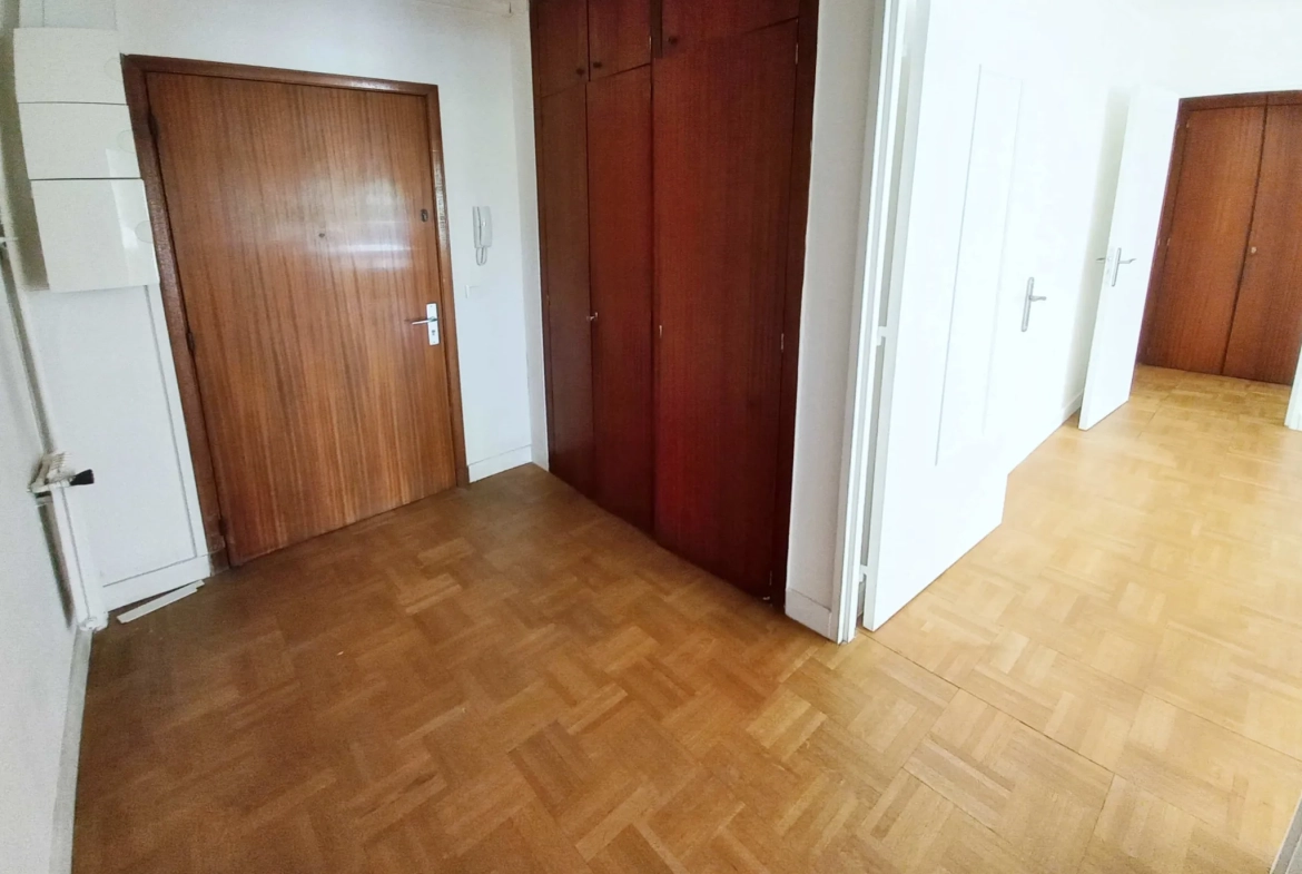 Appartement 2 pièces à vendre à Joinville-le-Pont dans résidence de standing 