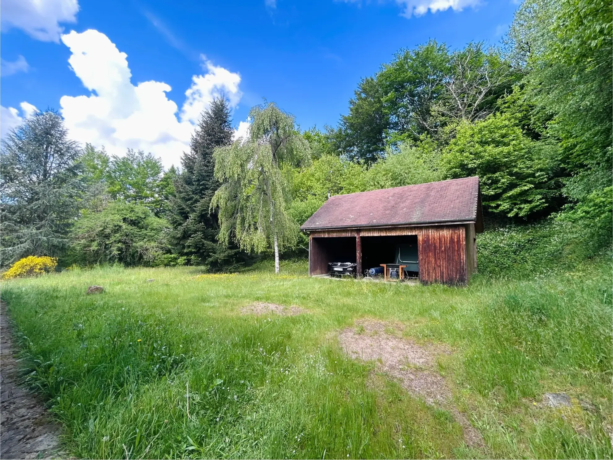 Maison individuelle avec piscine à Darazac, Xaintrie - Vue dégagée et environnement calme 
