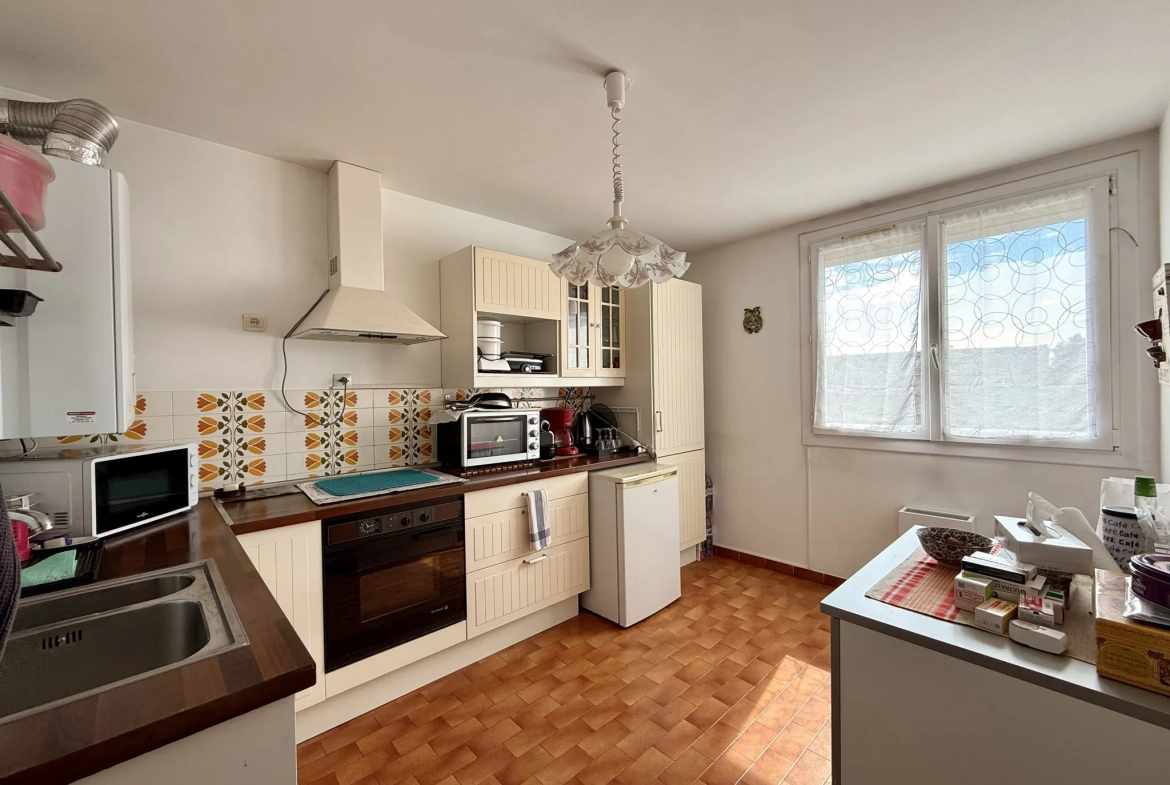 Appartement T2 à Montpellier de 54 m² avec parking et balcon au dernier étage 