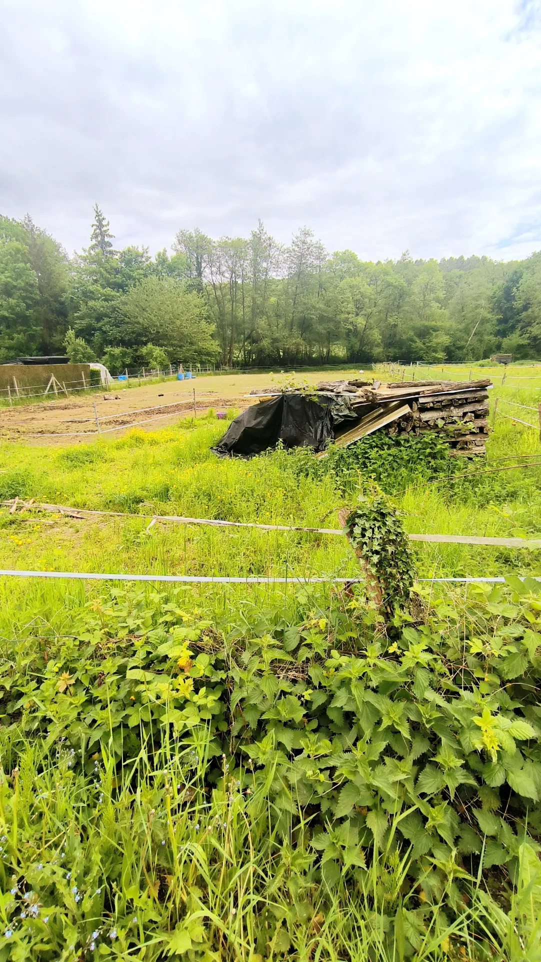 Terrain à bâtir de 1640 m² proche Château-Thierry 