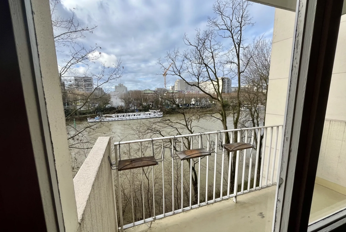Appartement 2 pièces avec vue sur la Seine à L'Île-Saint-Denis 