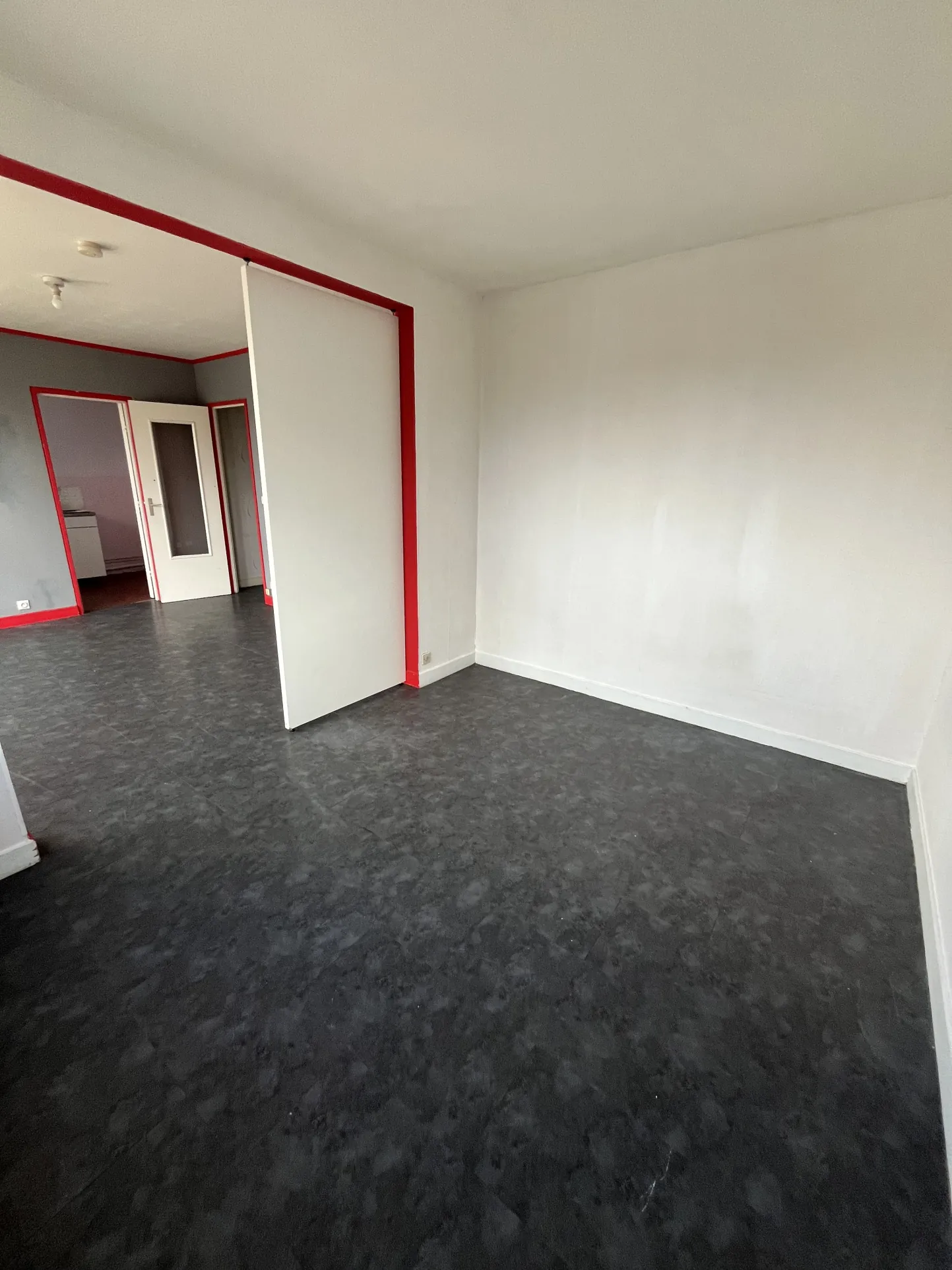 Appartement 2 pièces avec vue sur la Seine à L'Île-Saint-Denis 