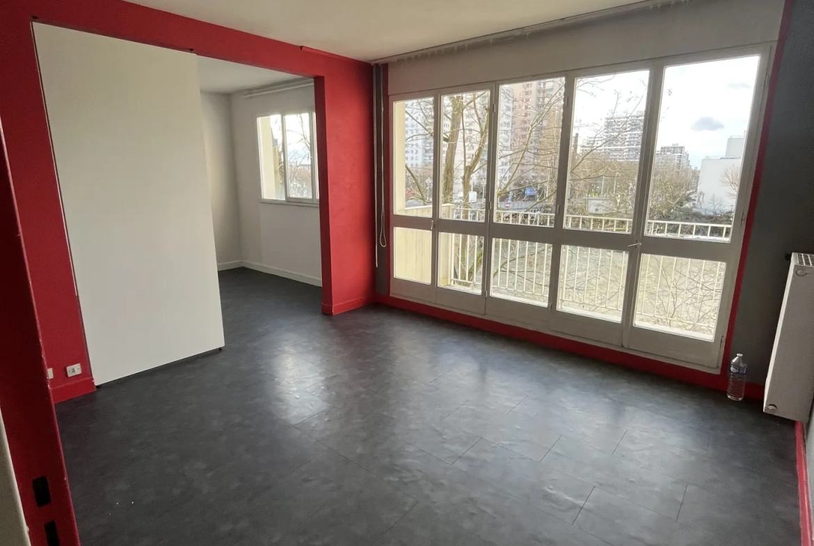 Appartement 2 pièces avec vue sur la Seine à L'Île-Saint-Denis 