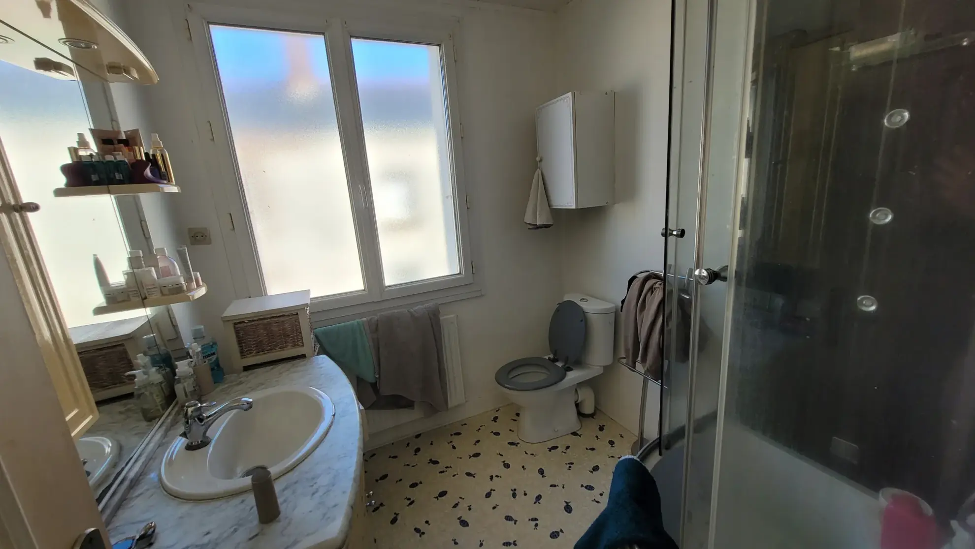 Maison de Ville à Vendre à La Plaine – 5 Chambres, Garage, Équipements Économiques 