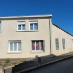 Maison de Ville à Vendre à La Plaine – 5 Chambres, Garage, Équipements Économiques