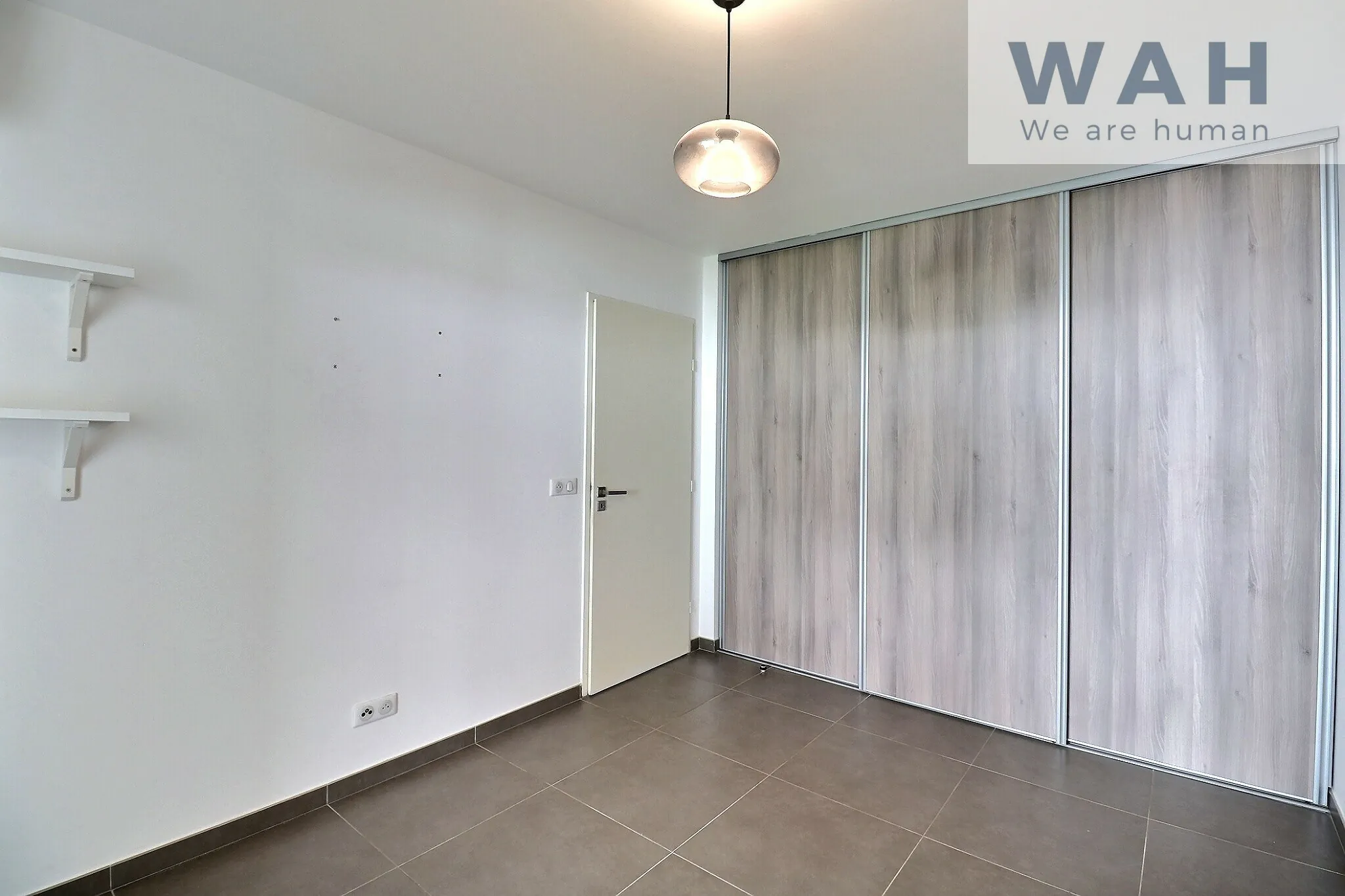 Vente d'un appartement 2 pièces à Montpellier proximité commerces et tramway 