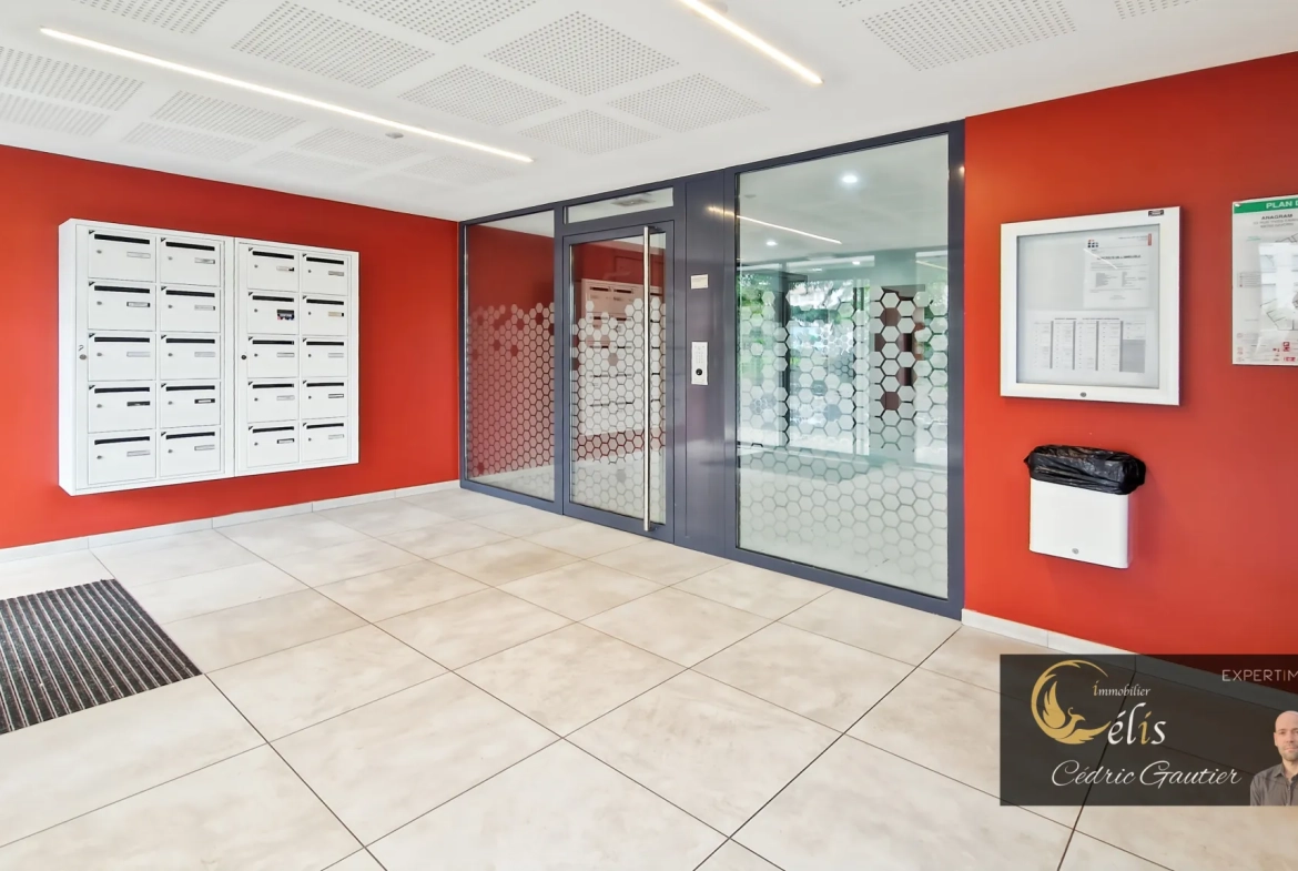 Appartement T3 de 37m² avec terrasse à Givors, récent de 2023 