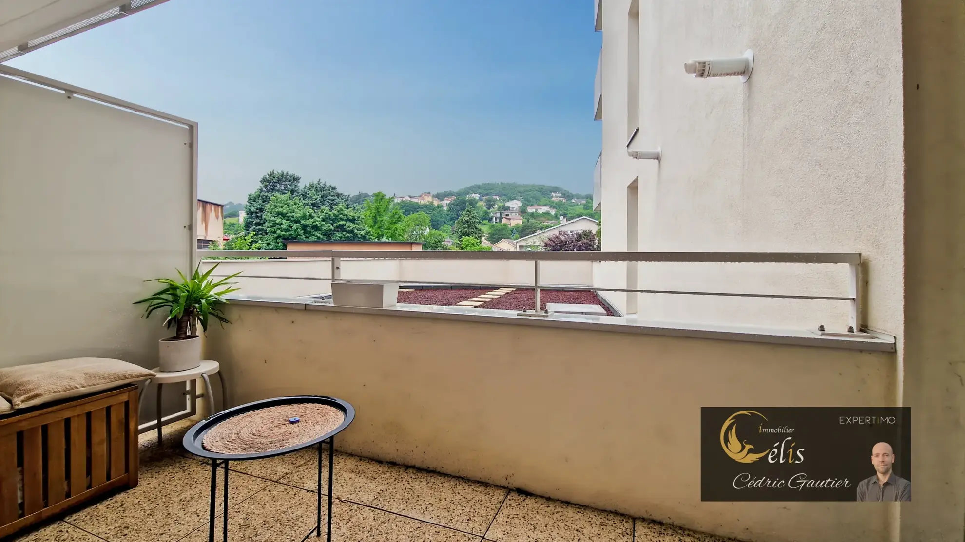 Appartement T3 de 37m² avec terrasse à Givors, récent de 2023 