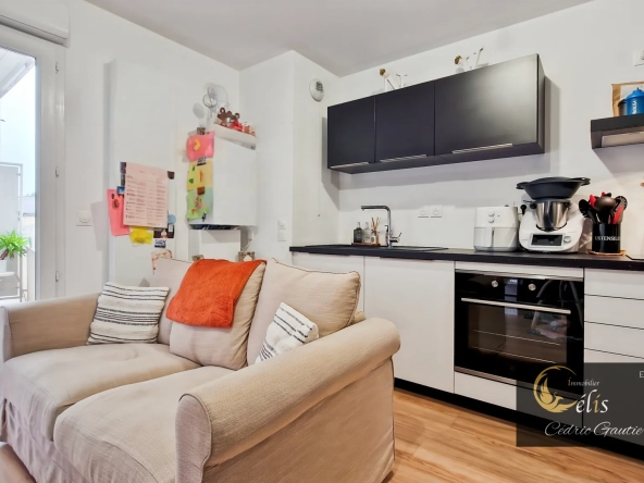Appartement T3 de 37m² avec terrasse à Givors, récent de 2023