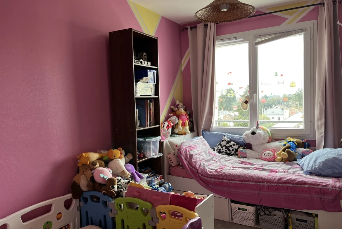 Appartement 3 pièces à Nantes proche du Parc de Procé avec balcon et stationnement 