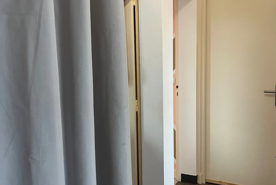 Appartement 3 pièces à Nantes proche du Parc de Procé avec balcon et stationnement 